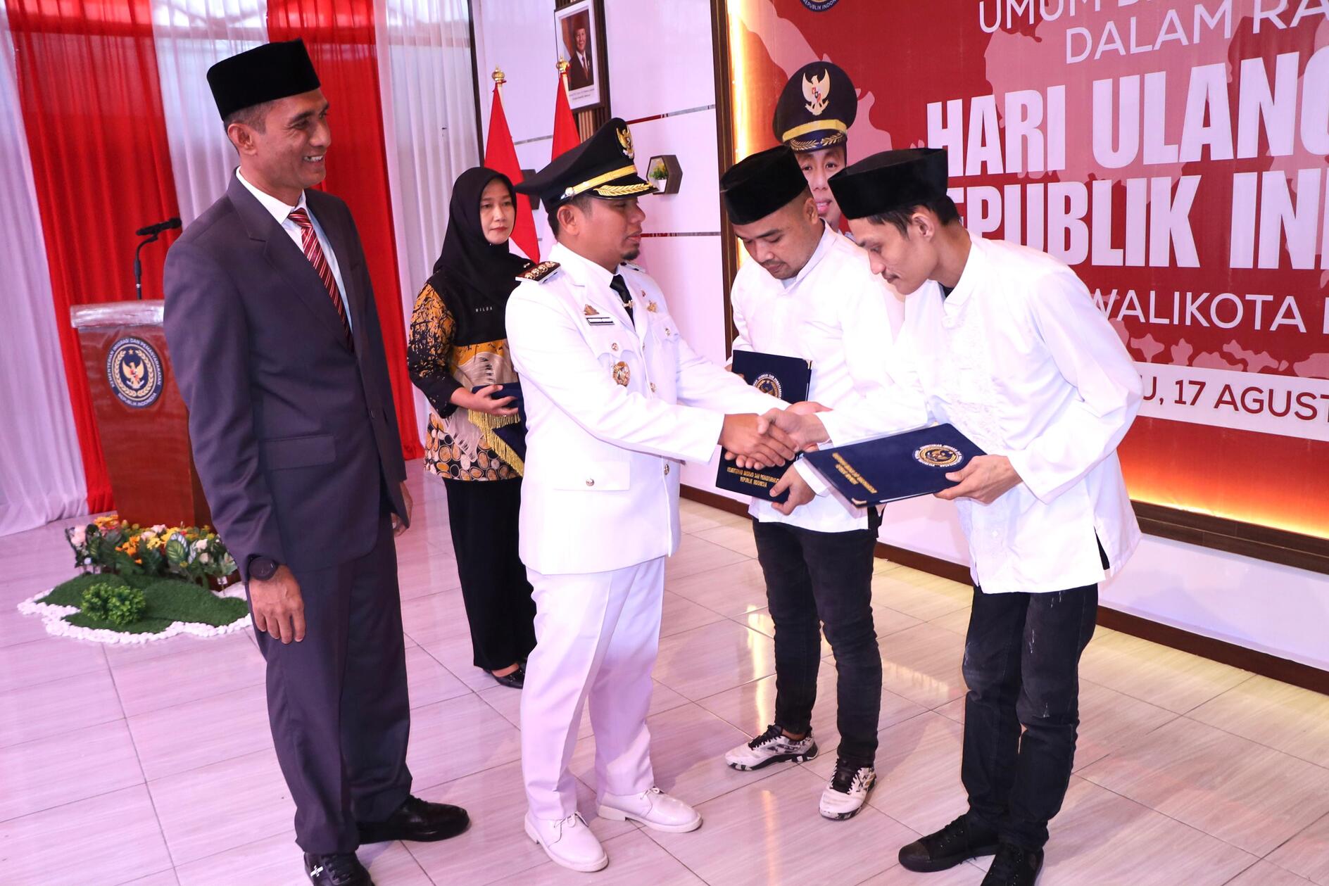 Serahkan Remisi, Wali Kota Tasming Hamid Pesan Warga Binaan Manfaatkan Keterampilan untuk Kehidupan Lebih Baik